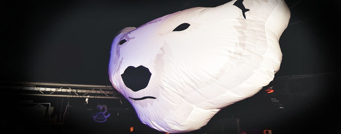 giant polar bear inflatable hire, inflatable polar bear,